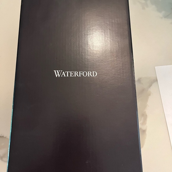 Waterford Crystal Kells Cross- New in box - Picture 2 of 3